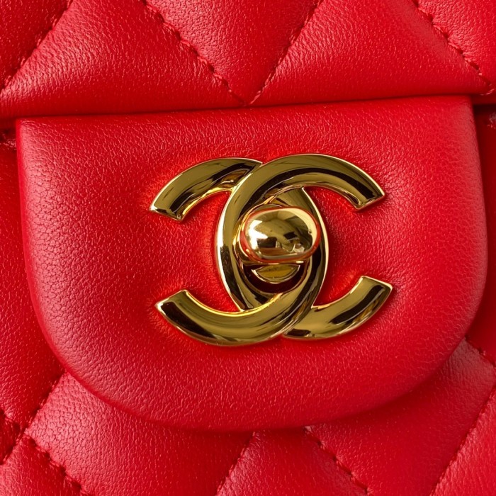  Handbag Chanel A01112  size 15.5x25.5x6.5 cm 