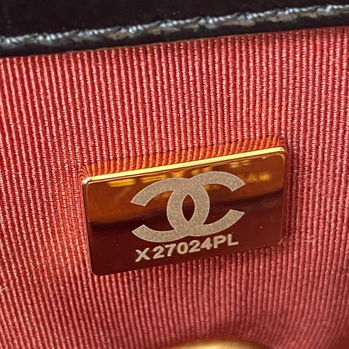  Handbag  Chanel AS1160  size  26/30 cm