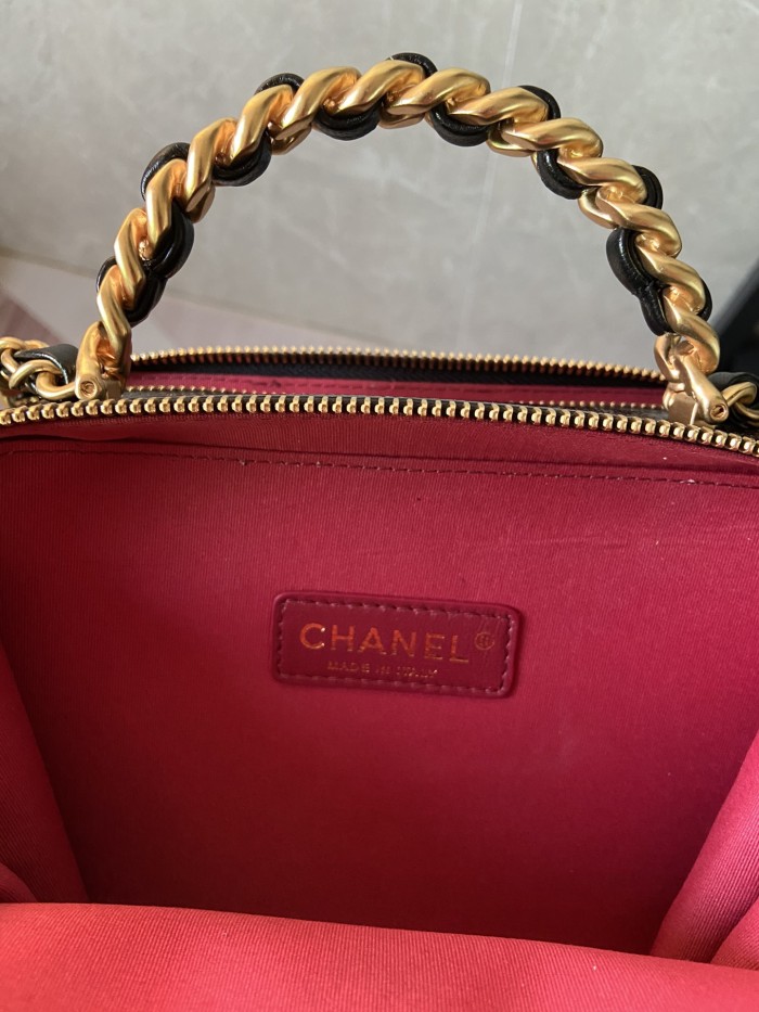  Handbag Chanel S2179 size  13.5X18.5X7.5 Cm
