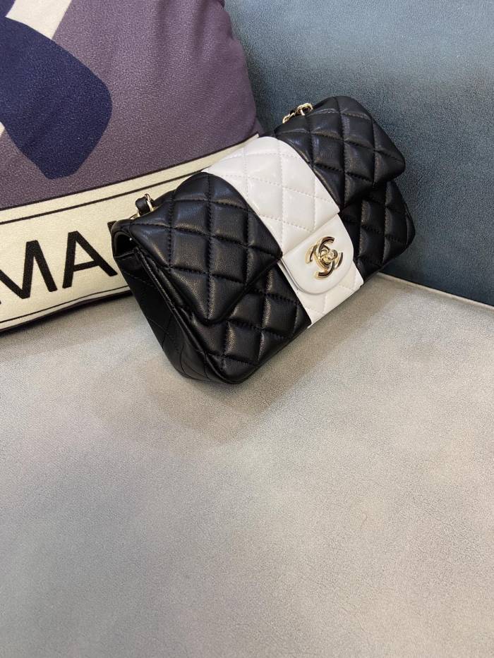 Handbag  Chanel 01116 size 20 cm 