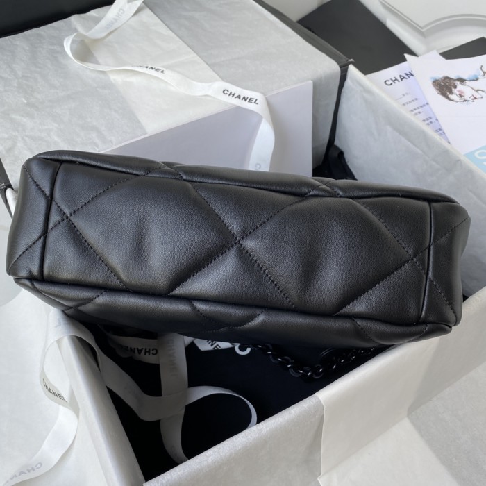 Handbag  Chanel  size 26/30 cm 