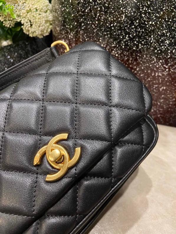  Handbag  Chanel S9936 size 11×19×5 cm