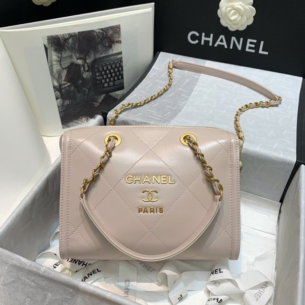  Handbag  Chanel AS2749 size 23 17 12 cm