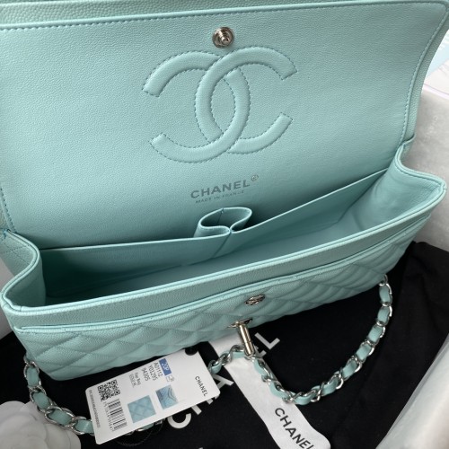  Handbag  Chanel  A01112  size  15.5x25.5x6.5 cm