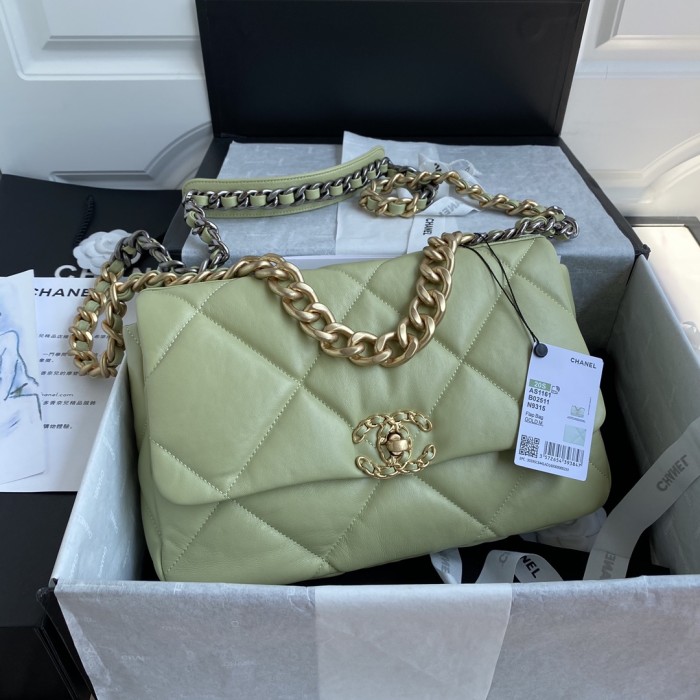  Handbag Chanel  size  30 cm