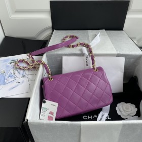  Handbag  Chanel AS2318 size 22 cm