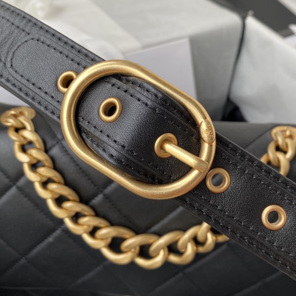  Handbag  Chanel  AS2842 size 𝟐𝟒*𝟔.𝟓*𝟏𝟖 𝐜𝐦