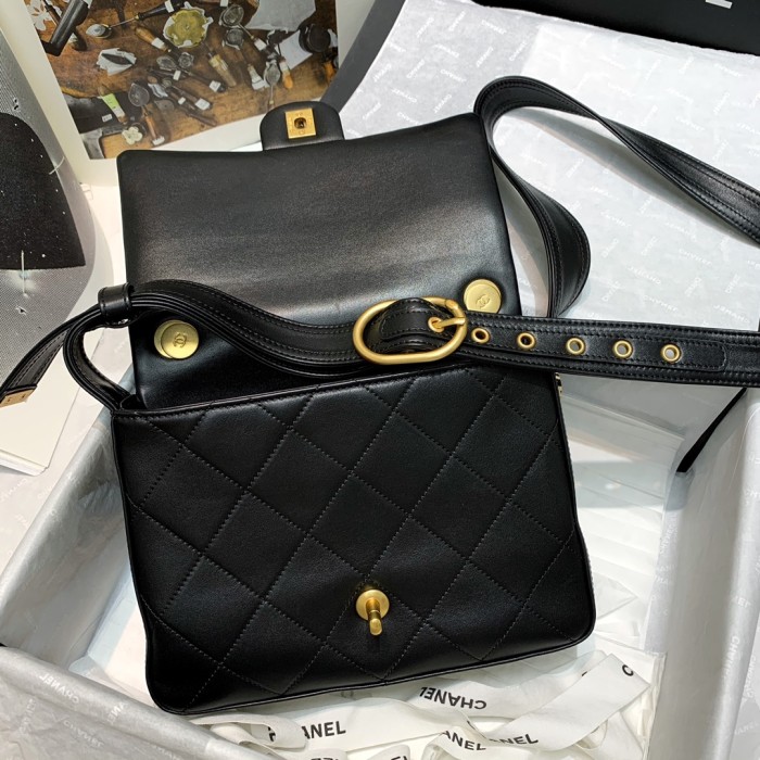  Handbag  Chanel  AS2842 size  24 6.5 18 cm