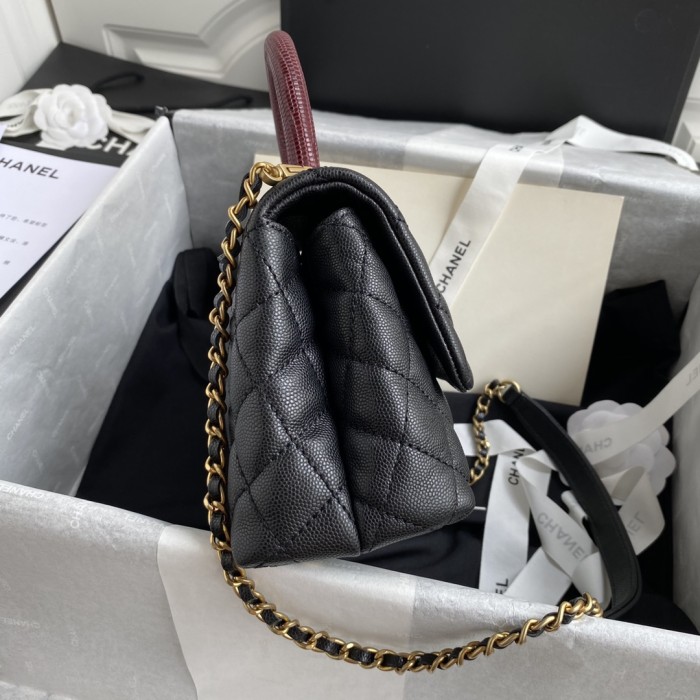  Handbag  Chanel  size  23 cm