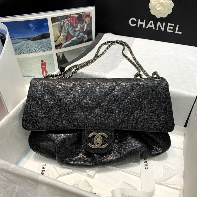  Handbag  Chanel 2910 size 30 18 4 cm