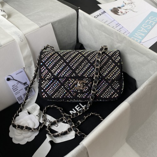  Handbag   Chanel  size  20 cm