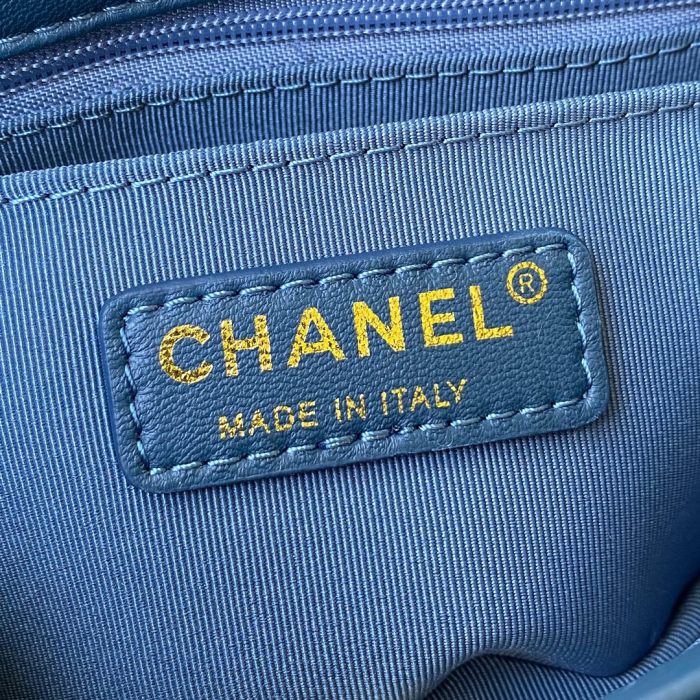  Handbag  Chanel AS2619 size 14X19X8 cm