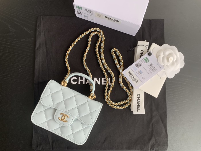  Handbag Chanel AP2200 size  12.5cmx9.5 cm
