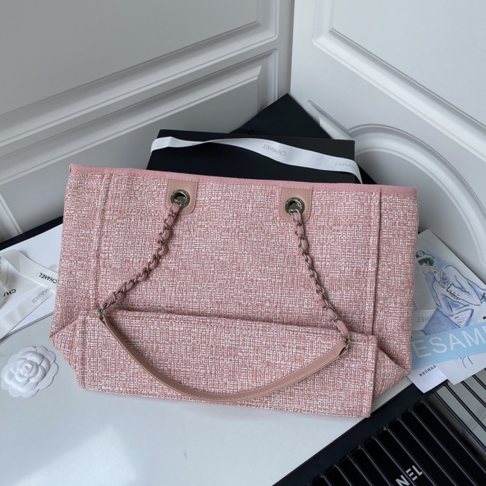 Handbag Chanel  size 38*30*21 cm