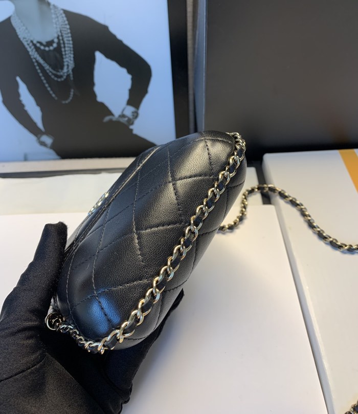  Handbag Chanel 6160 size 26 cm