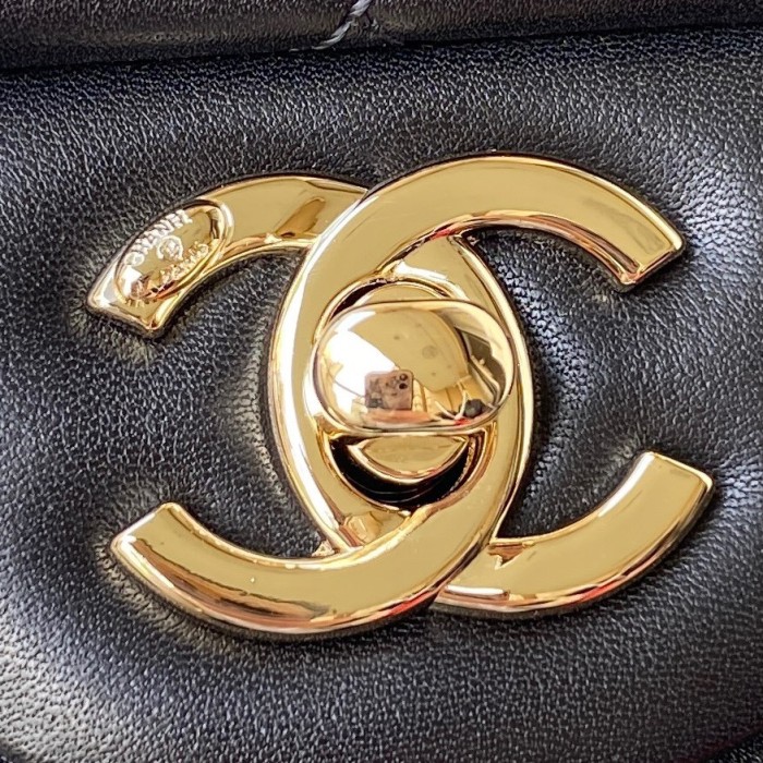  Handbag  Chanel AS2798 size 16.5×23×6 cm 