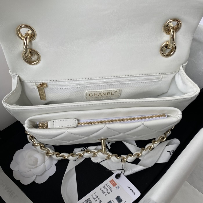  Handbag  Chanel AS2798  size 16.5×23×6 cm