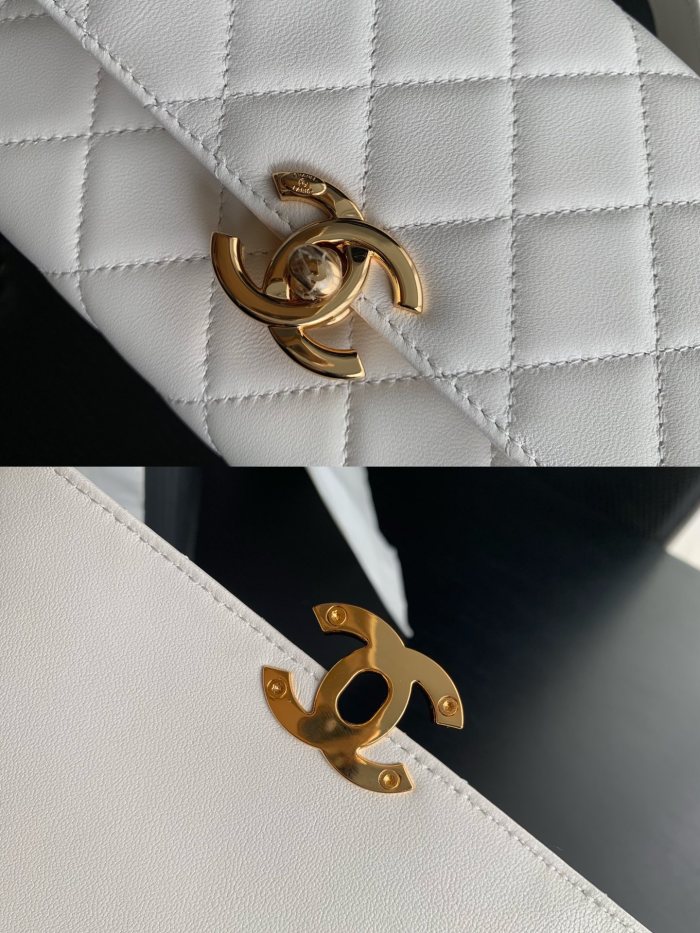 Handbag  Chanel 2796 size 18cmx17.5cmx7 cm