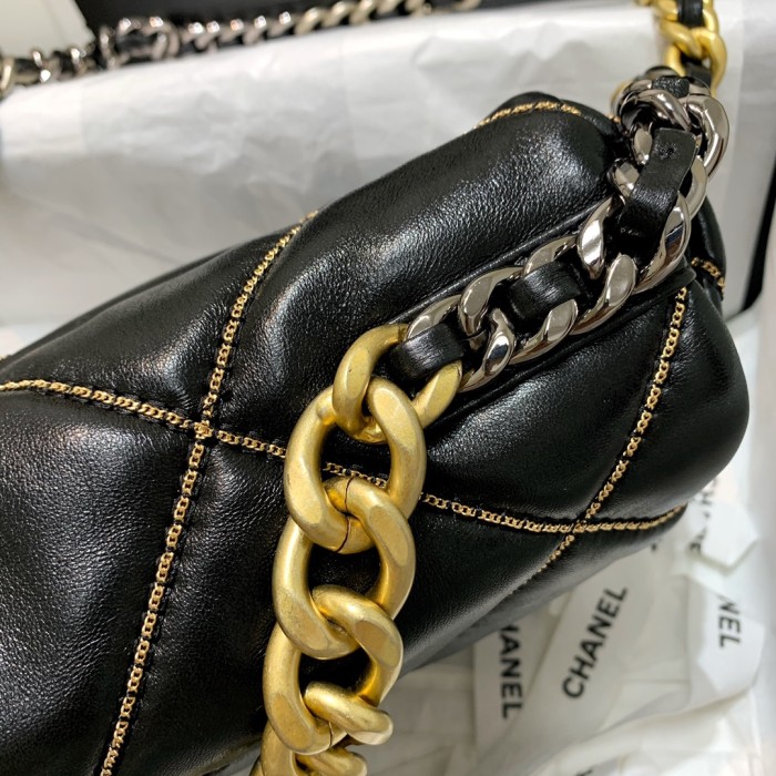  Handbag  Chanel  6161 size 30 cm