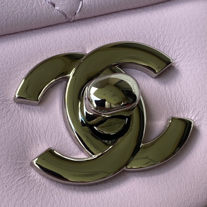  Handbag  Chanel  A01112  size 15.5x25.5x6.5 cm