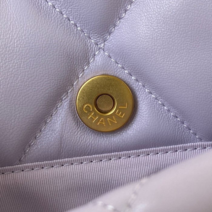  Handbag  Chanel  size 30 cm