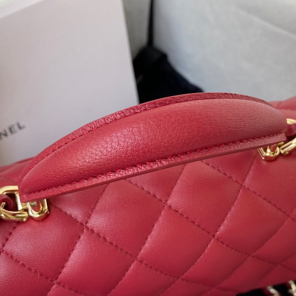  Handbag  Chanel AS2431  size 20x12x6 cm