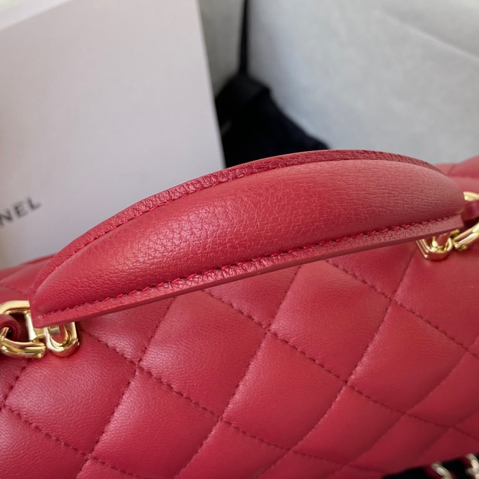  Handbag  Chanel AS2431  size 20x12x6 cm