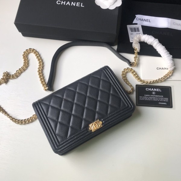  Handbag  Chanel  81969  size  19x12.5x3 cm