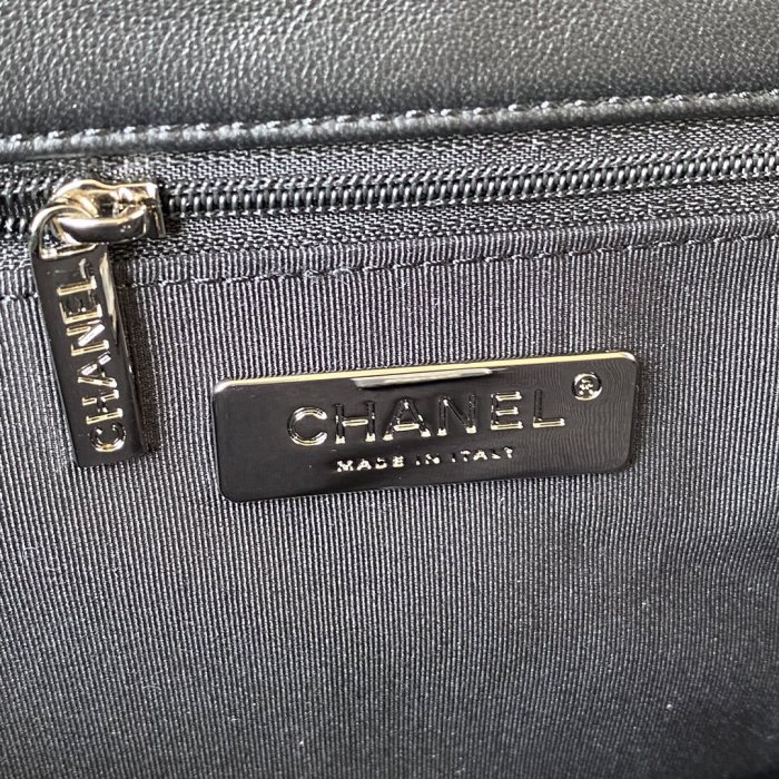 Handbag  Chanel  size 26/30 cm 