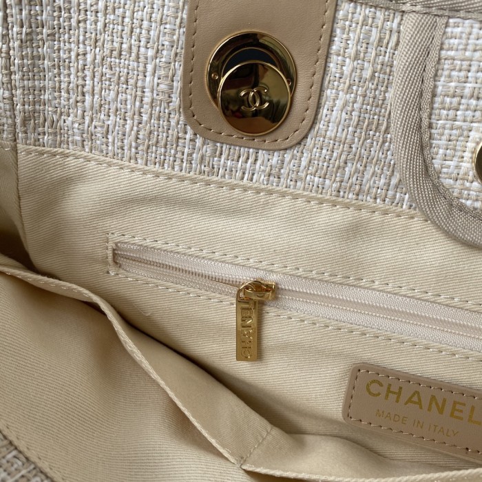  Handbag Chanel  size 38*30*21 cm