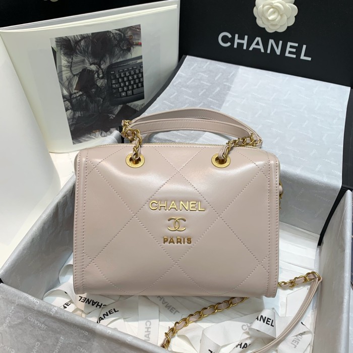  Handbag  Chanel AS2749 size 23 17 12 cm