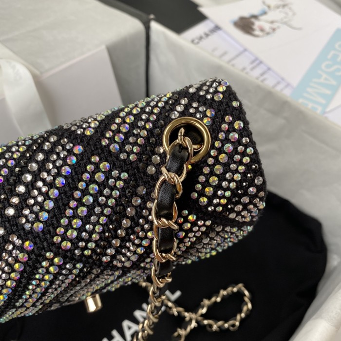  Handbag  Chanel size 20 cm