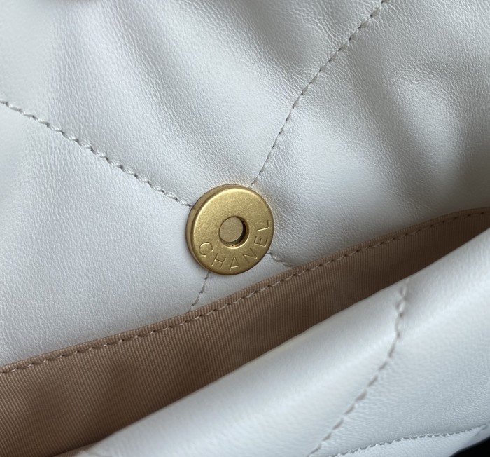 Handbag  Chanel size 26 cm