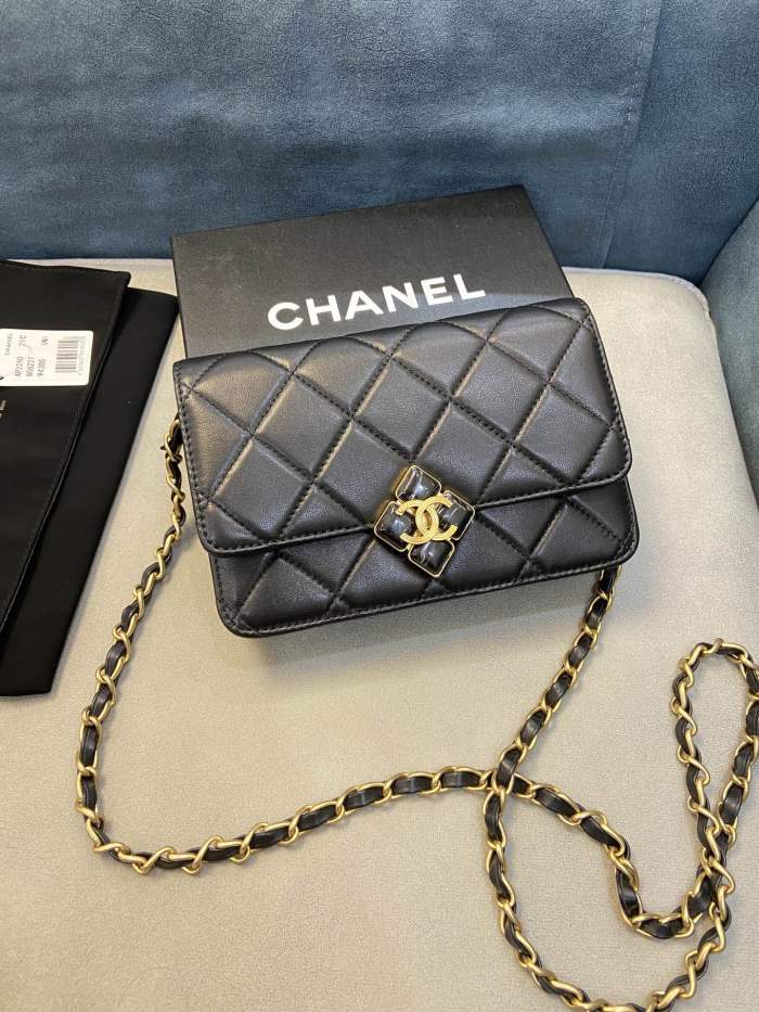  Handbag   Chanel 2260 size size 19 Cm