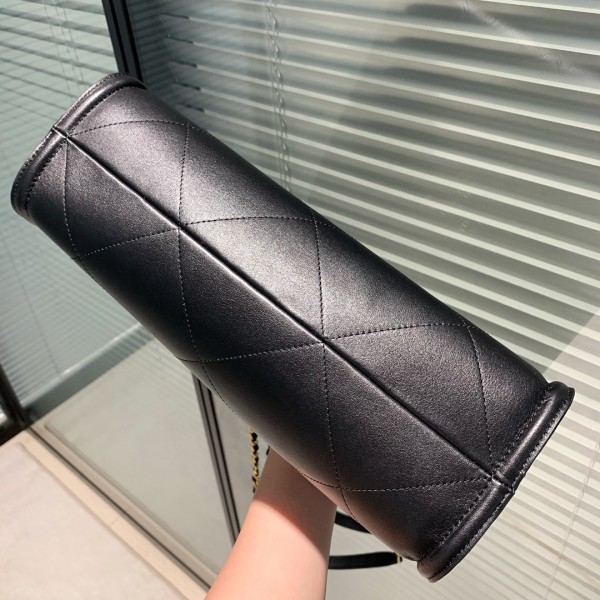  Handbag Chanel  AS2753  size  30 32 10 cm