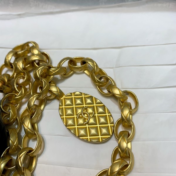  Handbag  Chanel AS2693 size  20 6.5 14.5 cm