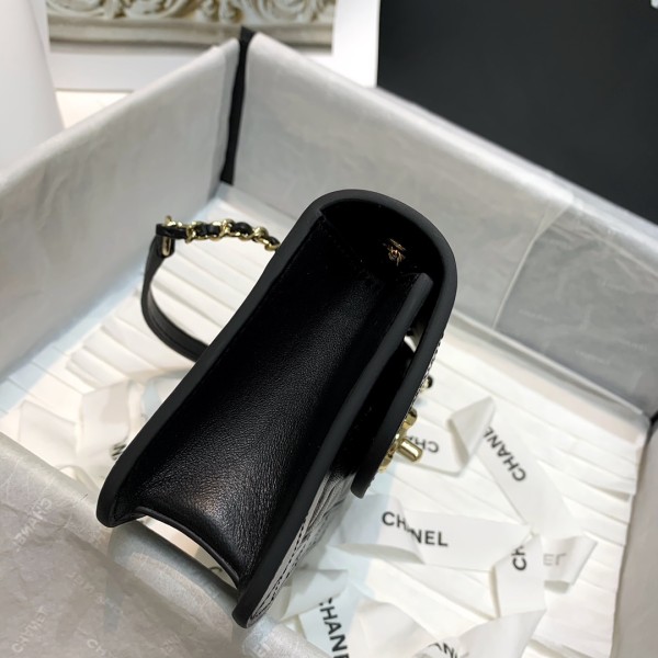 Handbag   Chanel 2742 size  19 10.5 4.5 cm