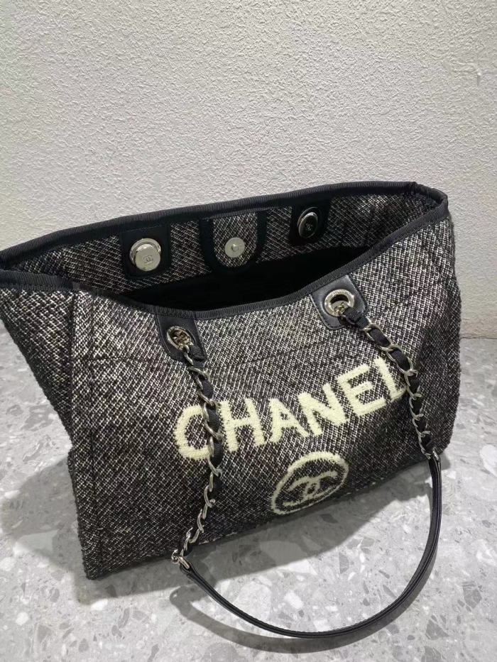  Handbag  Chanel  𝐀𝐒𝟔𝟔𝟗𝟒𝟏 size  𝟑4 cm