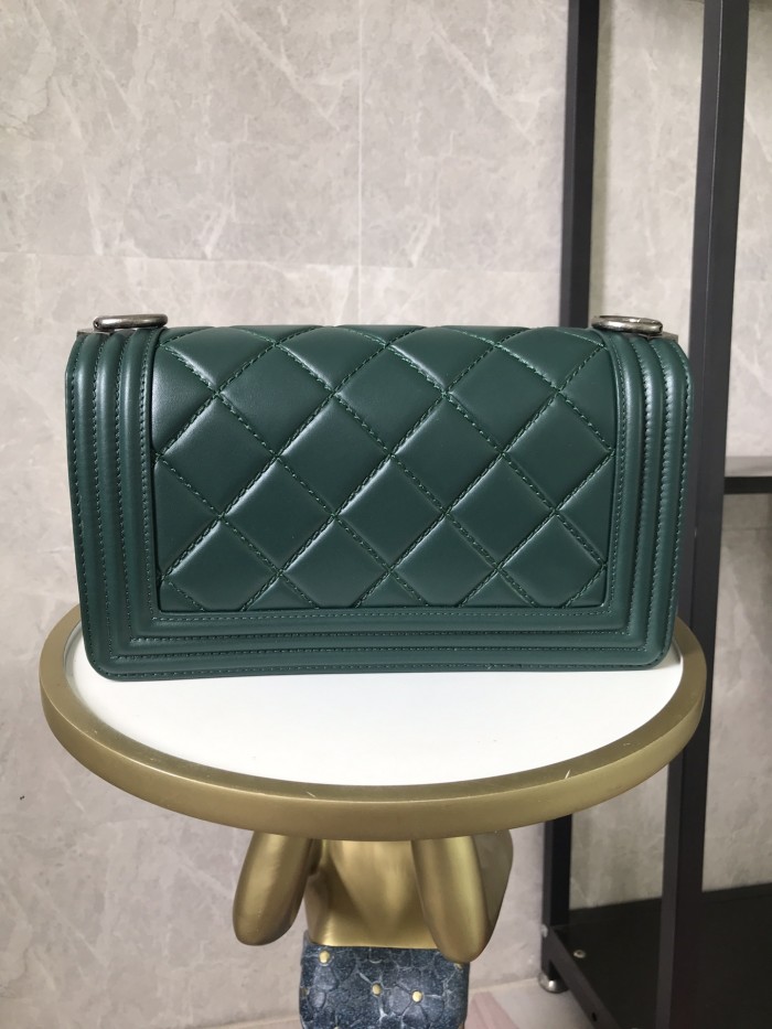  Handbag  Chanel  67086  size 14.5×25×8 cm