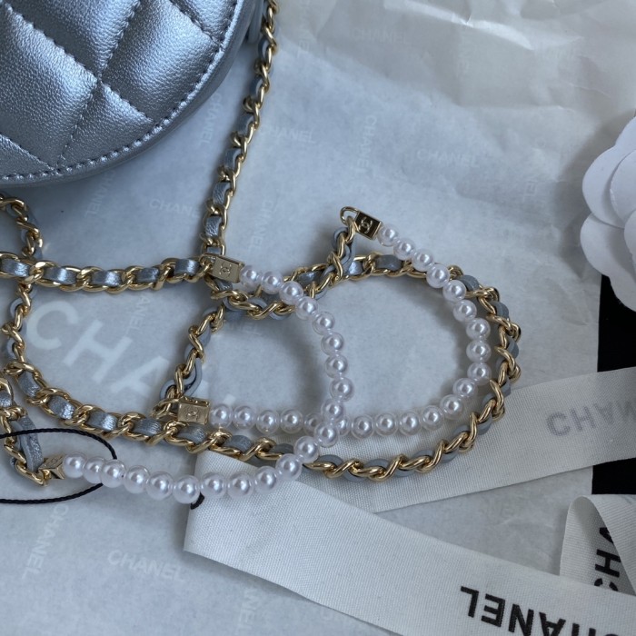  Handbag  Chanel  AP0888  size 12x12x4.5 cm