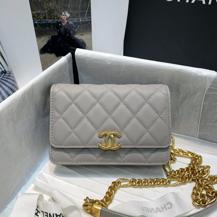  Handbag  Chanel 81155 size 15.5 10 4.5 cm