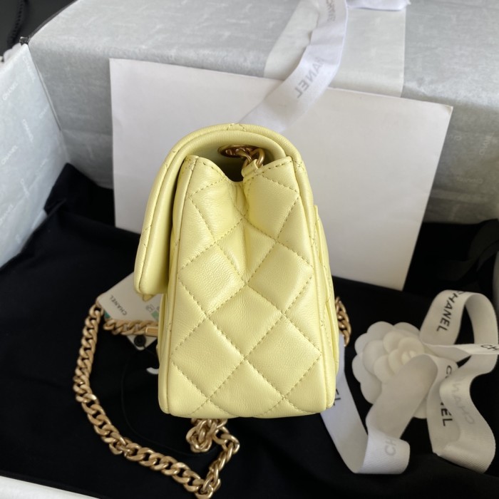 Handbag  Chanel AS2379 size 12*17*8 cm