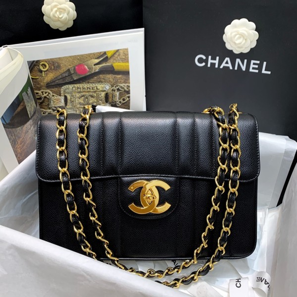  Handbag  Chanel   A88 size 30.21.8 cm