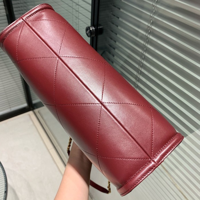  Handbag  Chanel AS2753  size 30 32 10 cm