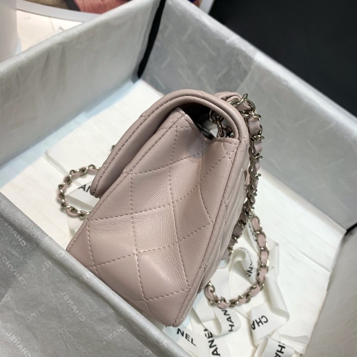  Handbag  Chanel 115  size 17 cm