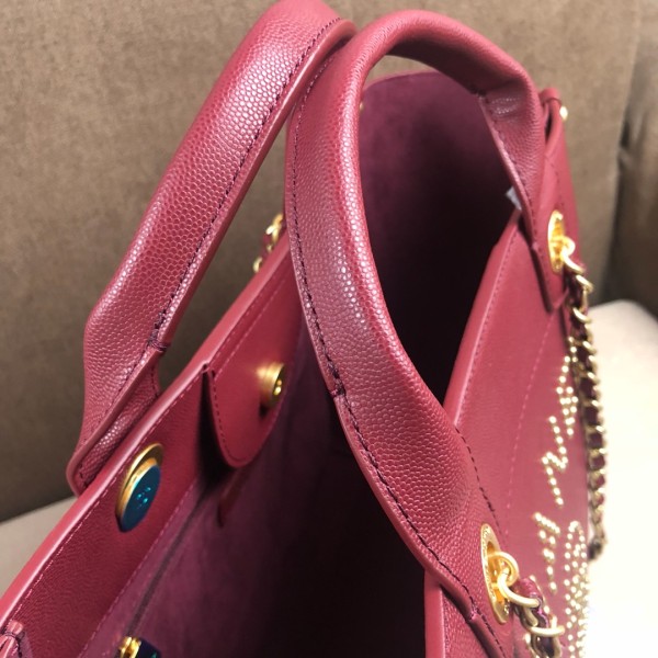  Handbag Chanel  size  33 cm