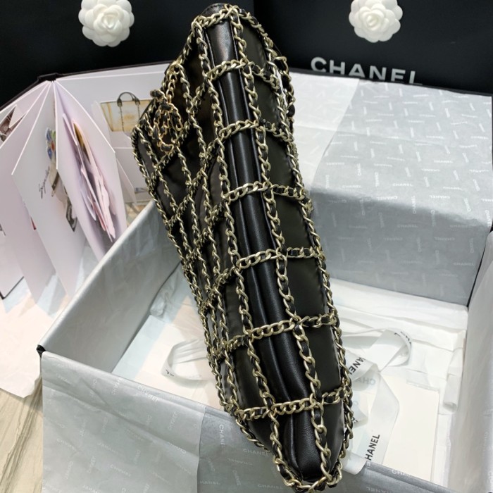  Handbag  Chanel 1383 size  36 31 4 cm