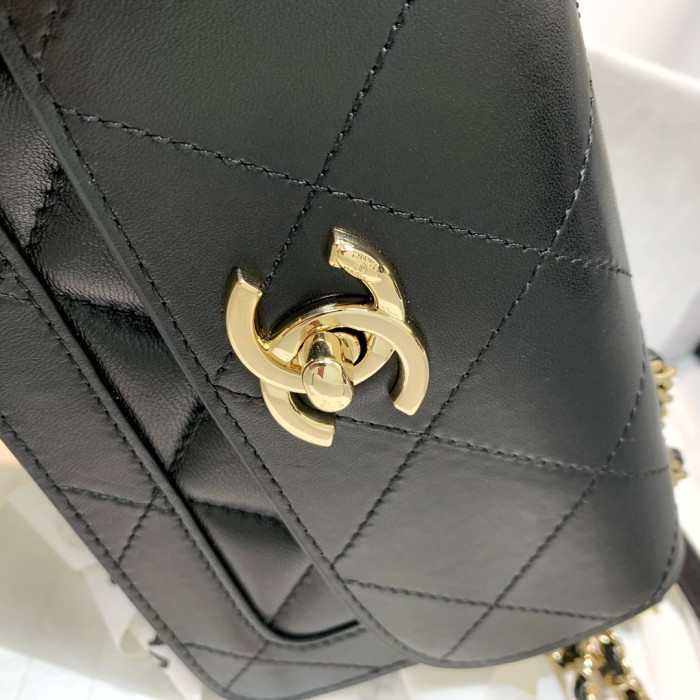 Handbag   Chanel 2742 size  19 10.5 4.5 cm
