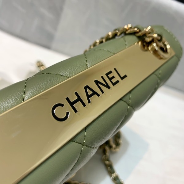  Handbag  Chanel 88633 size 19 cm