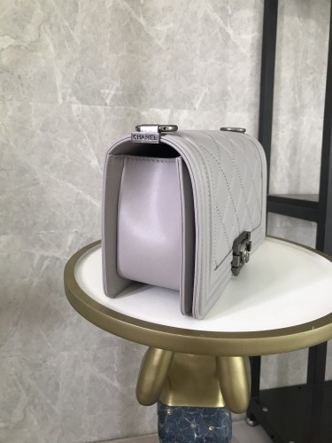  Handbag  Chanel  67086  size 14.5×25×8 cm  